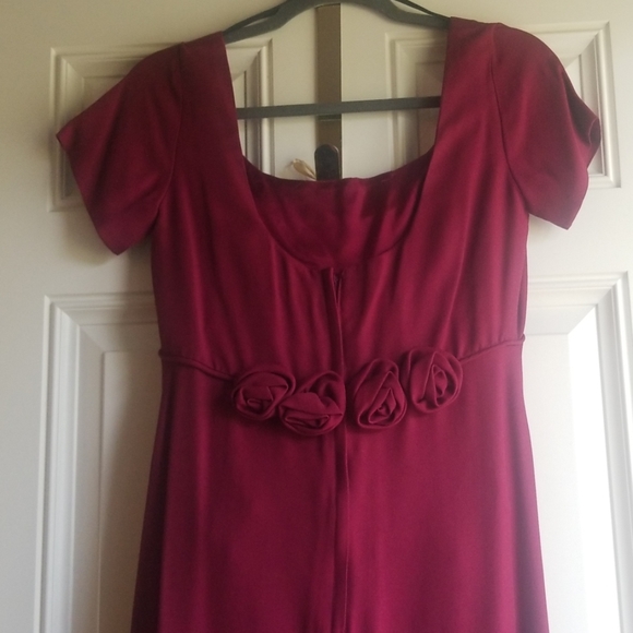 Full length formal dress - Picture 5 of 8